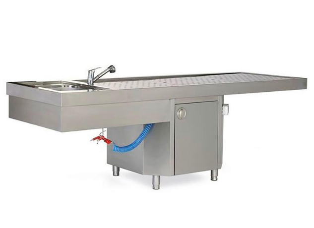 Autopsy Table with Water Gun